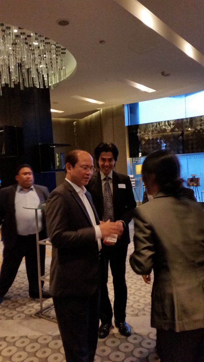 sveltesagacious's tweet image. 20 BioNext Companies are meeting YB Minister MOSTI DSP @WTangau #networkingdinner #mosti2015  @MyBioeconomy