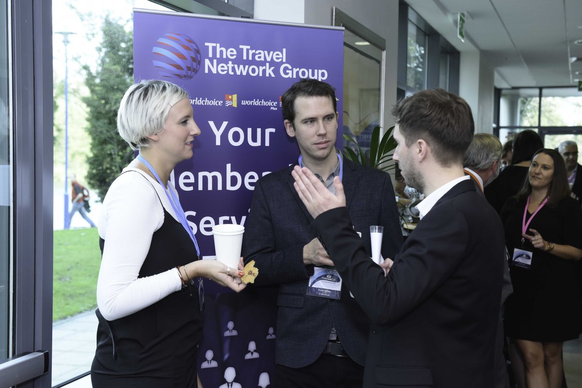 cruises_world's tweet photo. RT https://t.co/QKaizOhWnc Oooh its a  busy busy networking coffee break TheTNG #ttngcruiseconf #cruise https://t.co/SK3AmD8D9K
