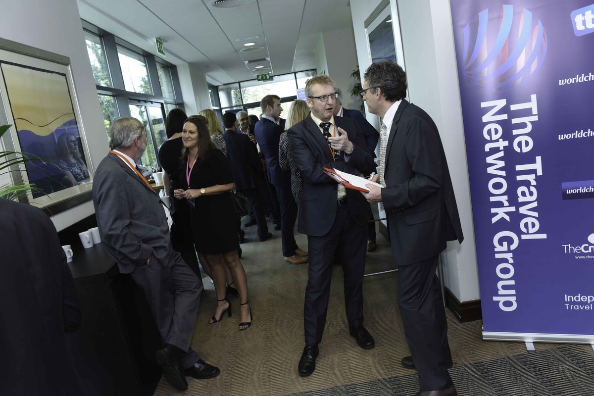 cruises_world's tweet photo. RT https://t.co/QKaizOhWnc Oooh its a  busy busy networking coffee break TheTNG #ttngcruiseconf #cruise https://t.co/SK3AmD8D9K