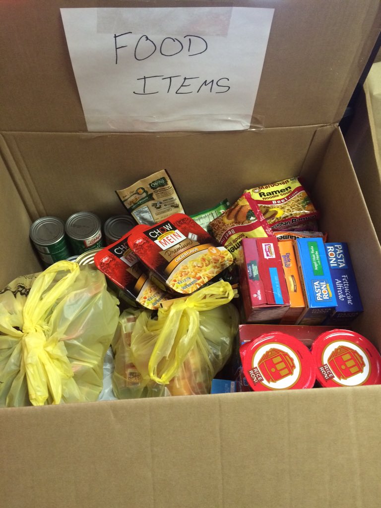 EChoiceIII's tweet photo. MYR location has started giving back with a food drive! @GoAvisBudget @ABG_SEA #ABGGivesBack #GivingTuesday https://t.co/Da0qZtIUc5