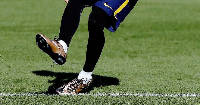 neymar mercurial hypervenom