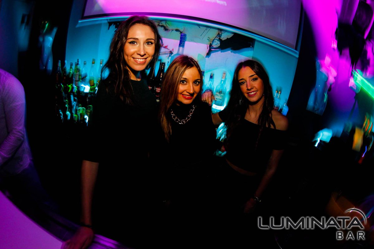 Luminata_Bar's tweet photo. ¿Buscas un fiesta diferente? ¡Pásate por #LumiBar! ➡️ https://t.co/EDQQvIONg4 https://t.co/OZqLjaH9rM