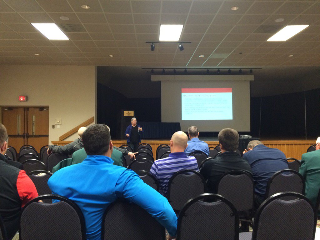 MichaelJMaas's tweet photo. Good info on interseeding bent from Dr. Leah Brilman at the #KSTurfConference in Topeka https://t.co/mcnu8ZH08r