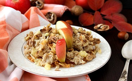 ZentrumGesund's tweet photo. #Apfel-#Nuss Joghurt mit Vollkorn #Haferflocken
https://t.co/RTCMMeZGlM https://t.co/ENQntCq42Y