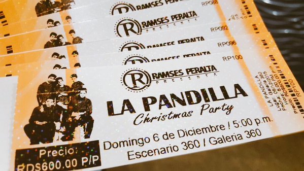 KanquiMiaticaSD's tweet photo. Siguen de venta boletas de @lapandillard Christmas Party,en boletería @escenario360, CUPO LIMITADO, Inf 829 953 0360 https://t.co/VFZhOd7LGC