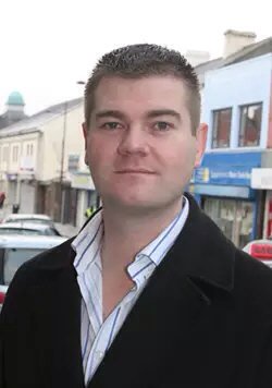 SDLPHottiesX's tweet photo. He may have boyish charm but @ColinSDLP is @MRitchieMP's right-hand man in Downpatrick. 💪🍀👶 https://t.co/5RAbnmlYQ7