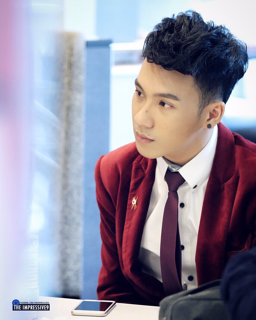 the_impressive9's tweet photo. เกาหลีชัดๆ😘#วันเอดส์โลก #เทียนส่องใจ #จามจุรีสแควร์ #tumwarawut #tumthestar9 #tumidol_ts9 #ตั้มวราวุธ 011215 https://t.co/1zZvrc92OG