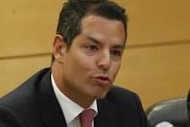 PedroFerriz's tweet photo. José Murat renuncia al INFONAVIT para buscar ser Gobernador de Oaxaca. Como su papá!!!
Sigue la mata dando https://t.co/0PoxuhuxL9