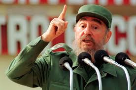 Revolucion_cuba's tweet photo. "No hay honra mayor que la de ser combatientes por la salud humana" Fidel Castro. https://t.co/xPSn6Kvz0z