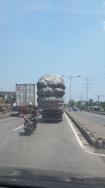 Inilah Semarang... Pak Polantasnya gimana tuh ????