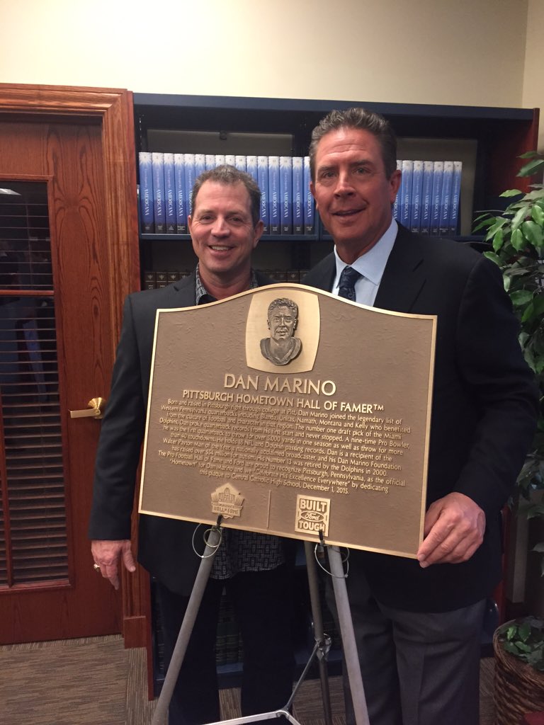 What an honor it is to come back home to <a href="/centralvikings/">Central Catholic</a> and be presented with  <a href="/ProFootballHOF/">Pro Football Hall of Fame</a> #HometownHero #NFL