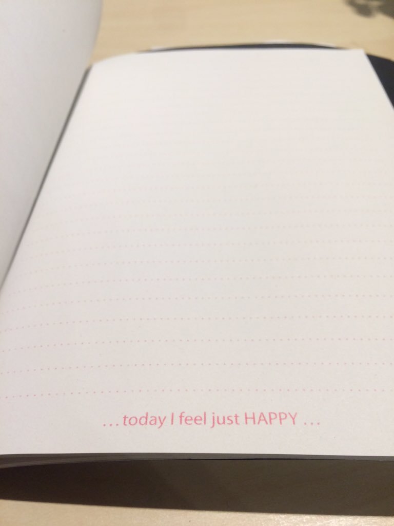 marionvaudet's tweet photo. New happiness officer tool! Thanks @KellyMerran new best manager ever! https://t.co/pVwYh2gefL