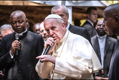 My Vatican assassins clappin so forget the hate 
And we be passin round tha blunt like collection plates #PopeBars