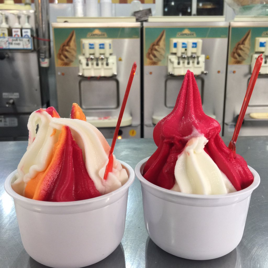 AlMohanad_05's tweet photo. #ايسكريم_المهند اختيار الجميع 🍦😋
خر��ز فرولة طعم لا يقاوم 😍❤️
تعالوا بردوا على قلوبكم https://t.co/QVfnxlsphy