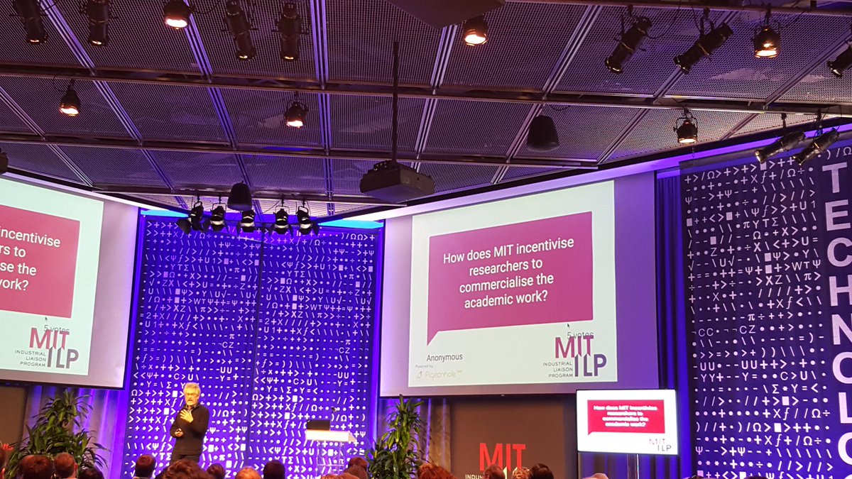 HeatherLeson's tweet image. Big companies buy small ones. Seek value&amp;amp;meaningful = why students are doing it #MITstartup #mitstex #15_mit_stex