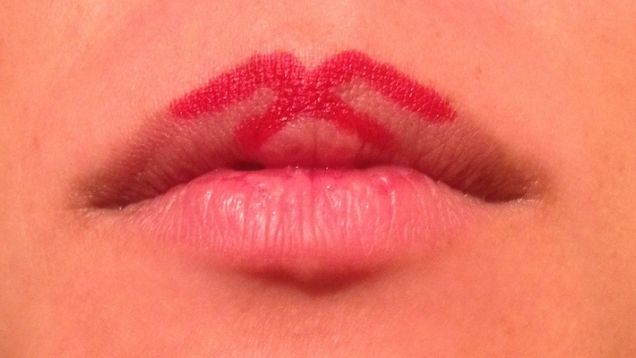 SSD_Cloud_Linux's tweet image. Start with an “X” With Your Lipstick for That Perfect Lip Shape puls.ly/e7oAMA