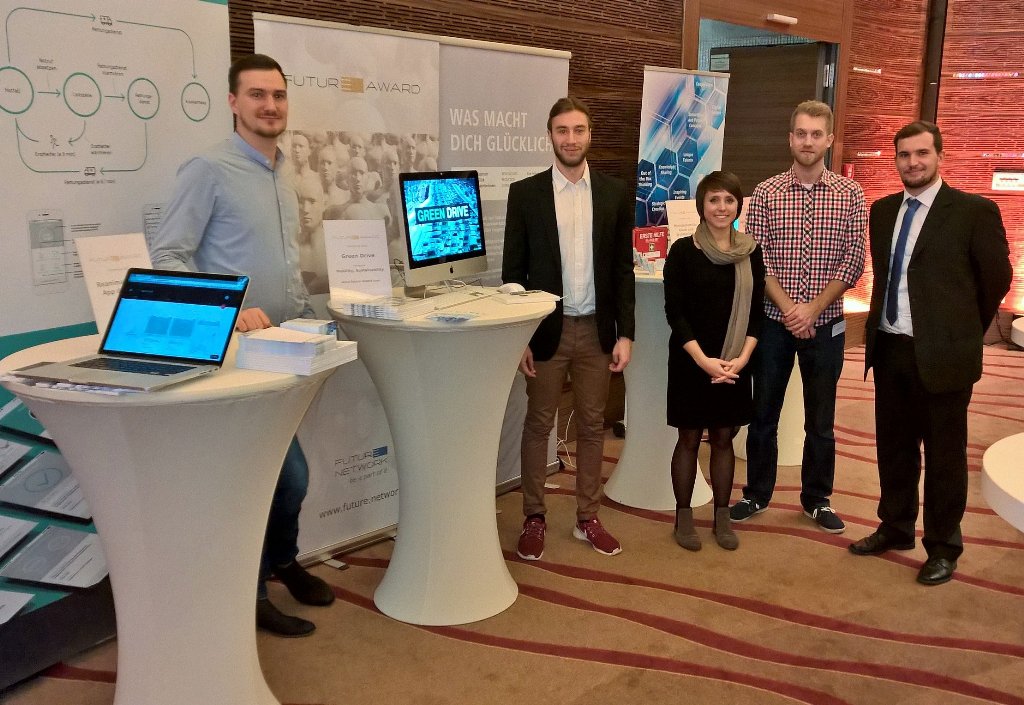 #FutureAward Projekte vor Ort. #FraMedienTreff <a href="/airport_fra/">Frankfurt Airport</a> <a href="/FAZInstitut/">F.A.Z.-Institut</a> <a href="/faznet/">Frankfurter Allgemeine</a> <a href="/gutjahr/">Richard Gutjahr</a> future-award.com