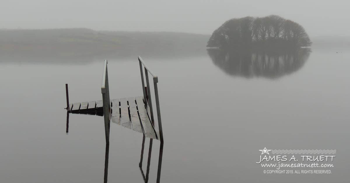 RT <a href="/JamesTruett/">James A. Truett</a>: Misty morning on Lake Knockalough in Co Clare, #Ireland: ow.ly/VkmXa <a href="/ClareTourism/">VisitClare</a>