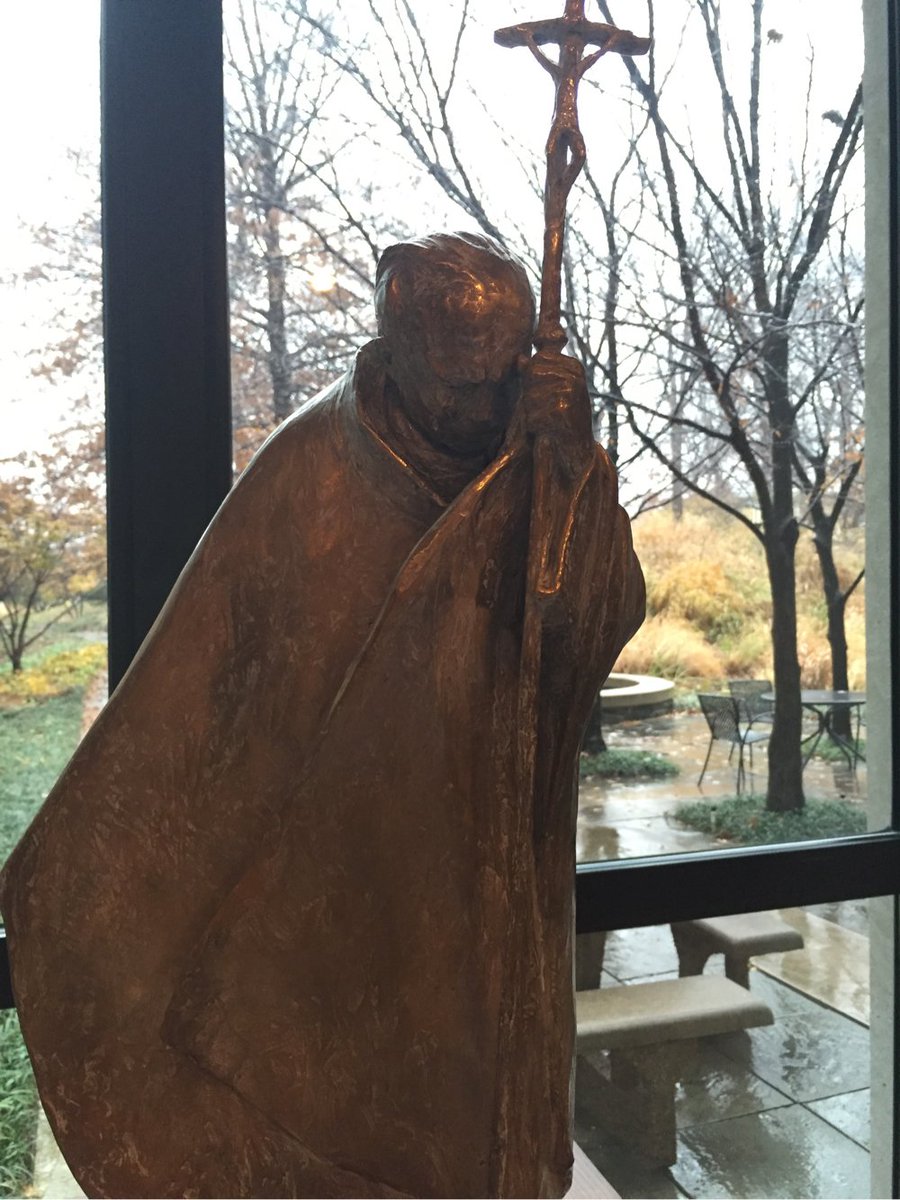 CatholicCPS's tweet photo. This statue of St. John Paul II was recently gifted by the @CatholicCPS to @USCCB. https://t.co/NxNjYmNZS3