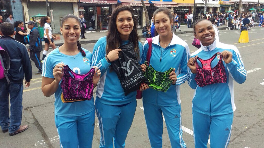 anykasport's tweet photo. Nuevos tops con diseño, gracias chicas por preferirnos. https://t.co/FJBb6qXiKh