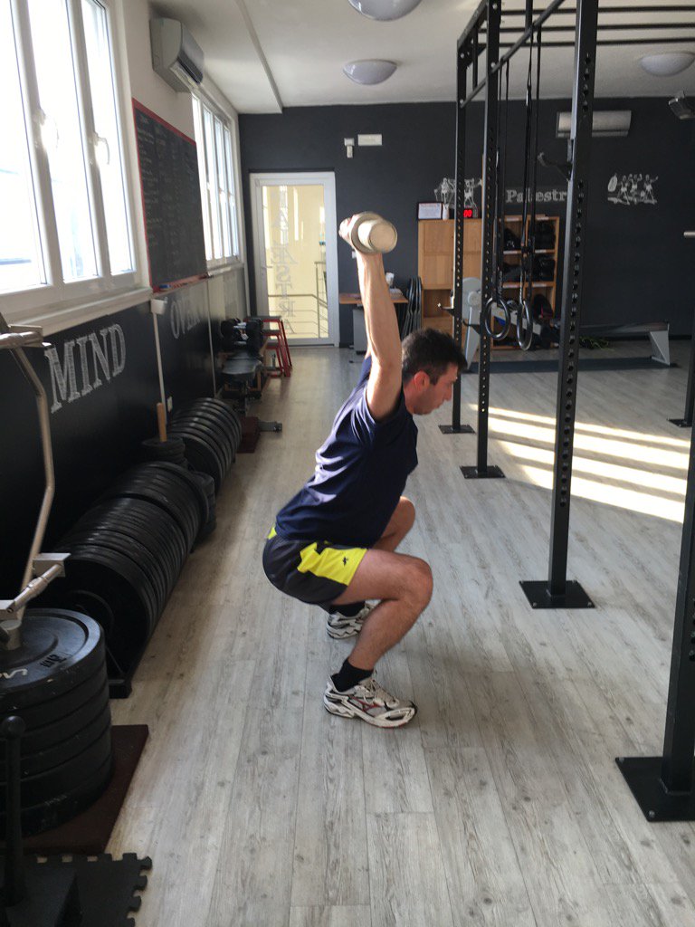 Sealtrain's tweet photo. #sealtrain #morning #technical #training #session improving #overheadsquat #skills @InfoPalaestra https://t.co/TiKzHP4FCG