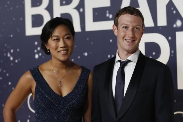 ReutersTech's tweet photo. It's a girl for Mark Zuckerberg and Priscilla Chan: https://t.co/wu1Yxbu4OY https://t.co/XRwwQUX7bO