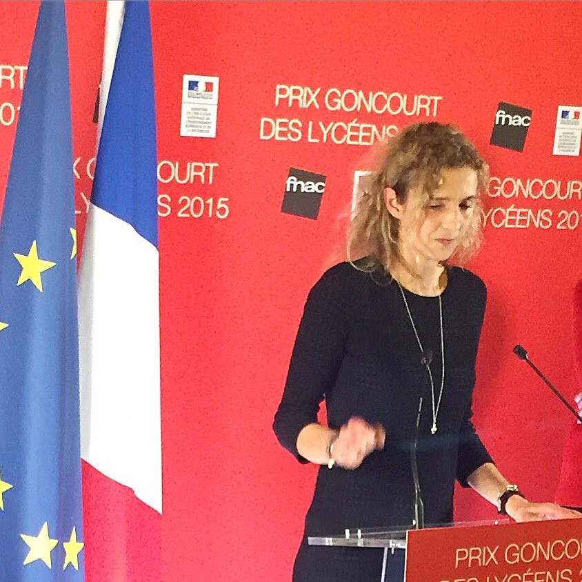 BernardLehut's tweet photo. L'émotion de Delphine de Vigan #goncourtdeslycéens, le bilan chiffré de la rentrée &amp; le @SLPJ93 demain à 9h @LVT_RTL https://t.co/YPz7wWqqXH