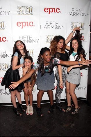 francy_Jauregui's tweet photo. Is perfect
Perfeitaaas
@FifthHarmony @LaurenJauregui @dinahjane97 @camilacabello97 @NormaniKordei @AllyBrooke 
💓💕💞 https://t.co/Hhpx7WBGaV