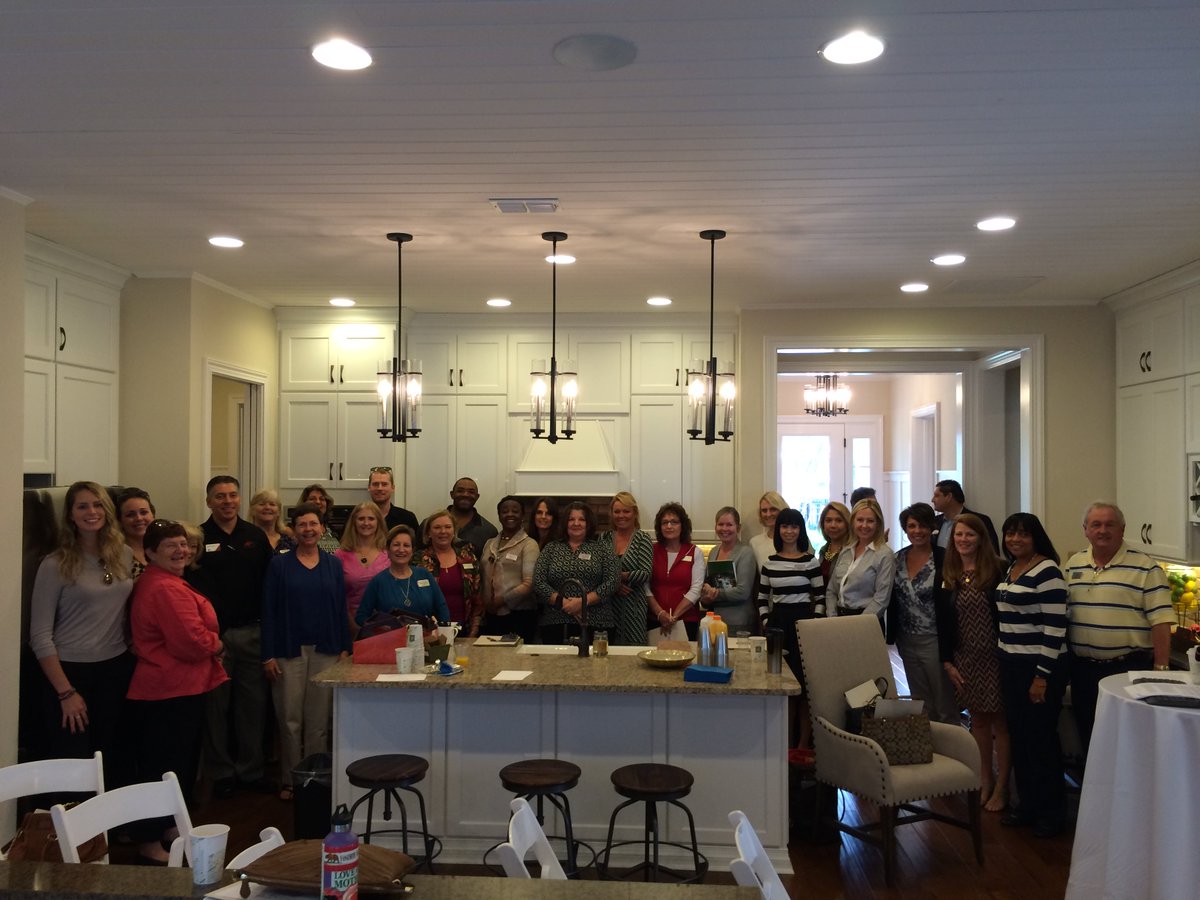 DavidsonRealty's tweet photo. Sales Meeting @AVHomesInc in #OldStill this am - Most our #Realtors are AV Homes Certified Real Estate Professionals https://t.co/zA7pk2TAx8