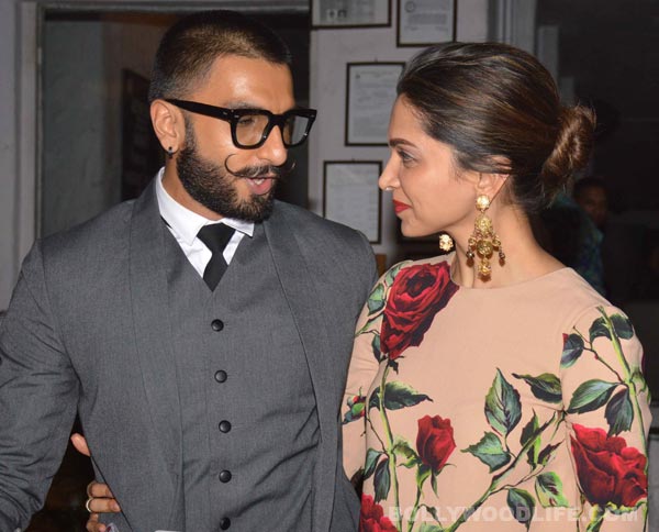 RanveerPlanet's tweet photo. [PICS] Ranveer Singh and Deepika Padukone at #Tamasha success bash yesterday. https://t.co/Pyu9zNyCn1