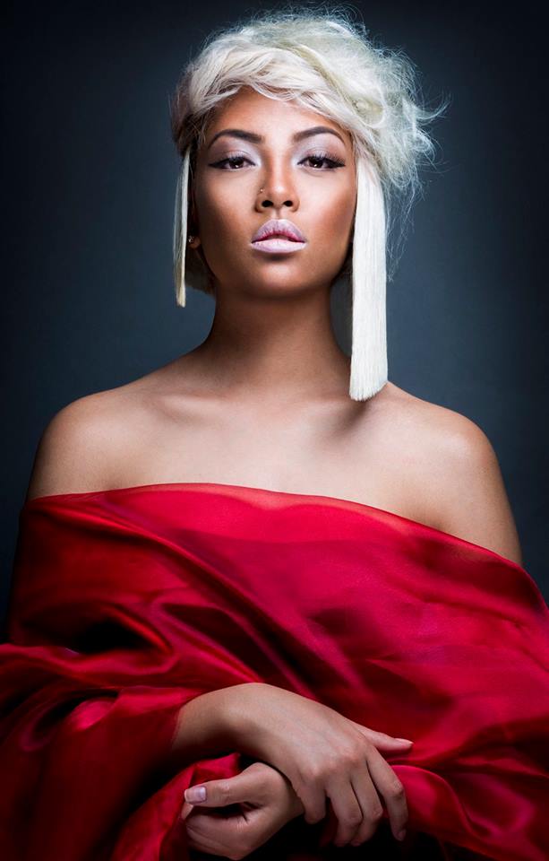 ExtHairTraining's tweet image. Congratulations to our student Chantel Allen - Pro Club 11,  for for winning Hair Extension Artist of the Year 2016!