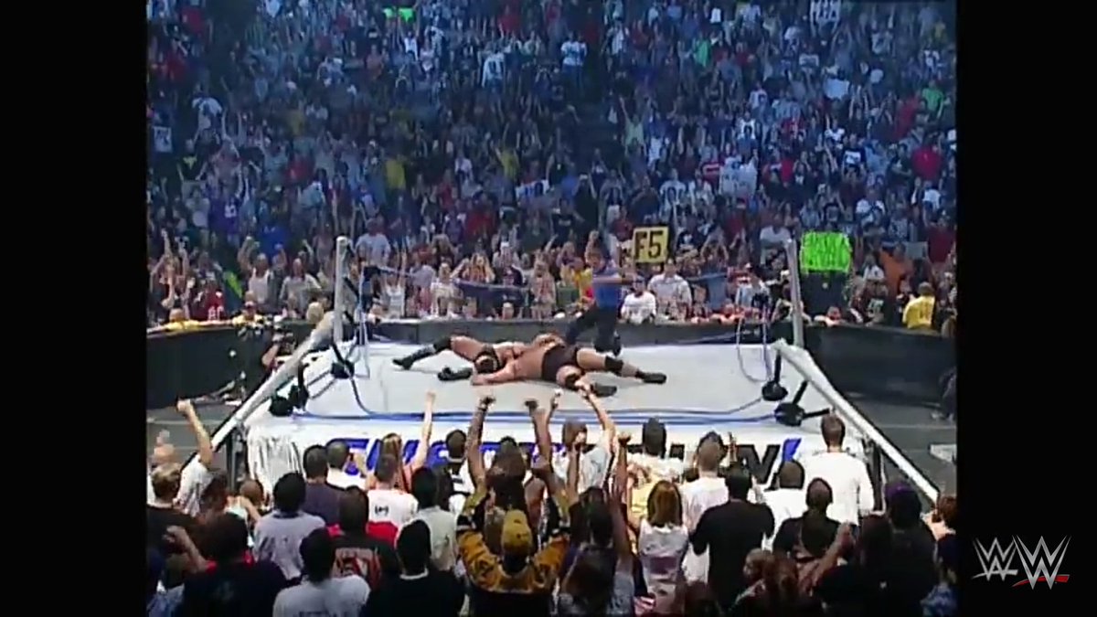 ShuffleBottt's tweet image. wtf ampe ambruk ring anjirr