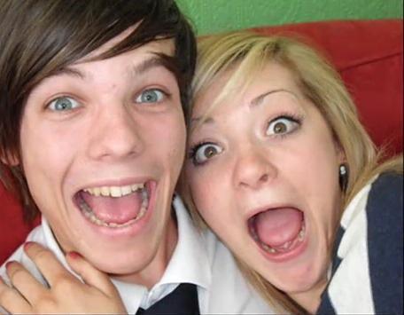WorldNotes1D's tweet photo. Louis y su ex novia años atrás... #WN1D * - NAT #MTVStars One Direction
 https://t.co/uD47ChJpKZ