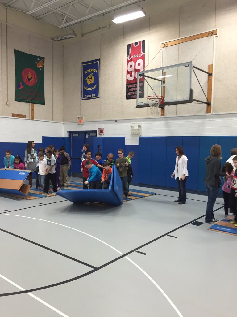 WindsorWildcats's tweet photo. Crossing the river! Community builders working together to build communication &amp; trust! #wildcatway @ahsd25 https://t.co/VPNds5D1Gx