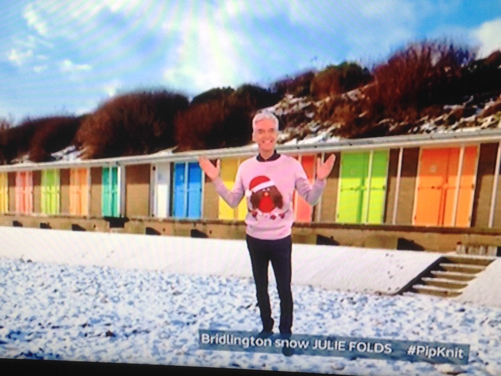 #PipKnit @Schofe spotted on @itvcalendar