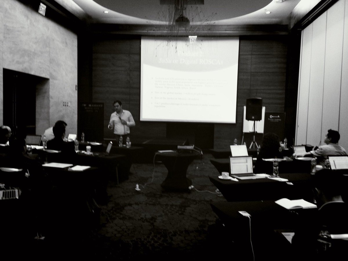 VentureAcademy_'s tweet photo. Alexander expuso su startup @susumexico y @e_savingsCLUB en #bootcamp2015. Excelentes ideas y retroalimentación. https://t.co/N69MStYaNl