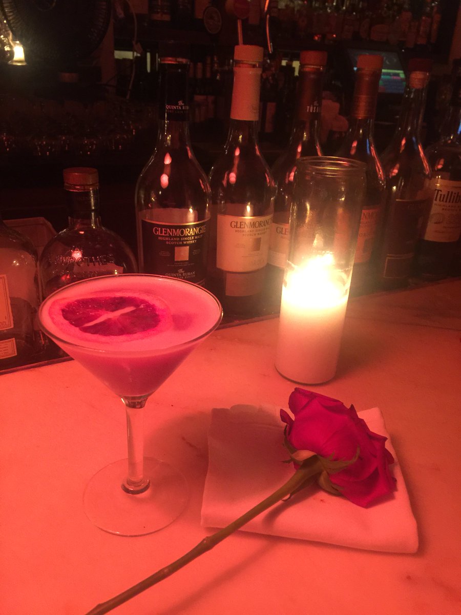 #SEAholidays have never been nicer! Come enjoy the comfort and cuisine of a 40yr favorite!