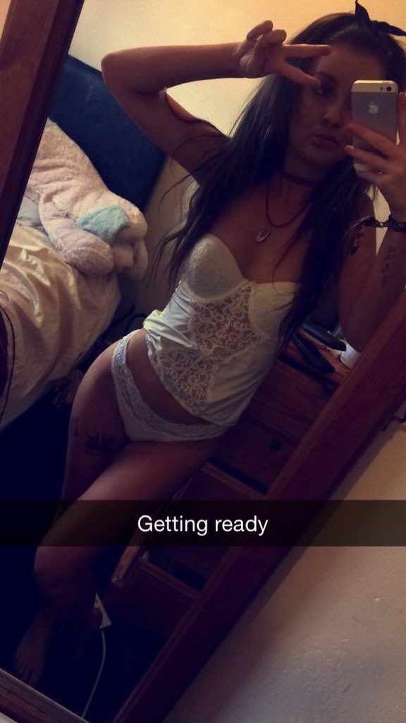 ceehobin's tweet image. Comfy time #comfy #clothes