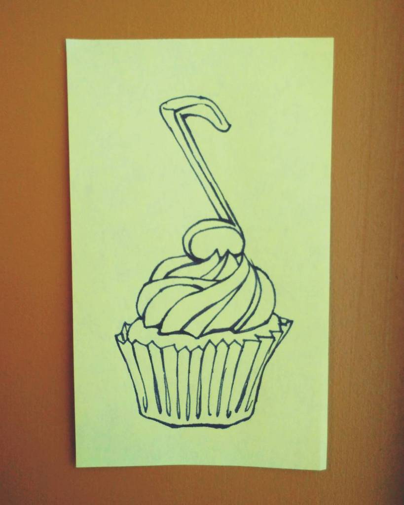 JennaTilveran's tweet photo. @e_mineo : https://t.co/JrZDBEGJAm | Saw a cupcake on instagram, so rainy midday doodle. #singersongwriter #emilym… https://t.co/tfv9gh32Eb
