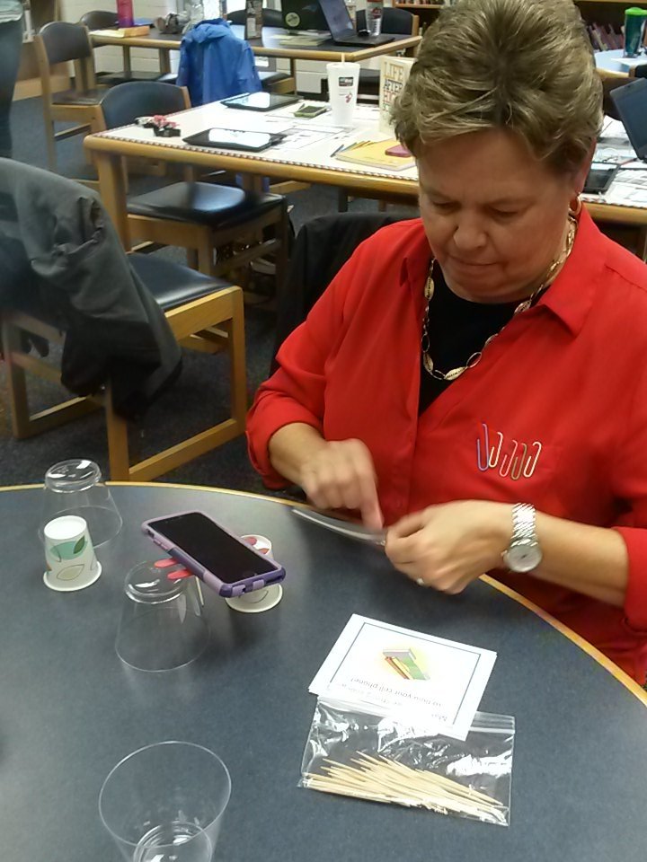 SondraAyscueFCS's tweet photo. Talking #makerspaces #cdlifcs @CathyMPalmer @Bdenton_Antbee @hope_hopecoats @empoweredfcs https://t.co/oImCWddcxz