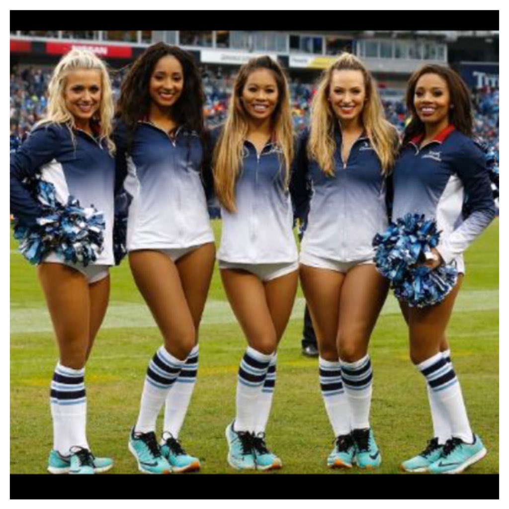 YoungJoci's tweet image. #TitansTuesday #Line2