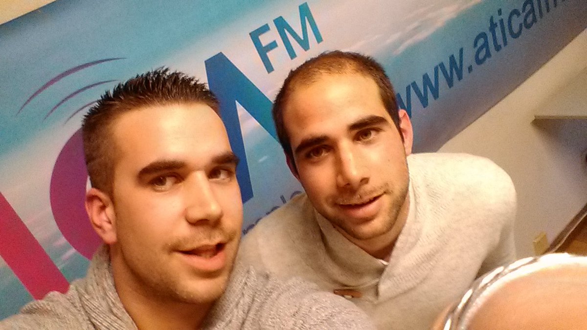 enekotech's tweet image. Cómo e disfrutado en el programa de hoy junto a mi bro JUSTICE en el estudio de @ATICAFM 
@EkaitzJ