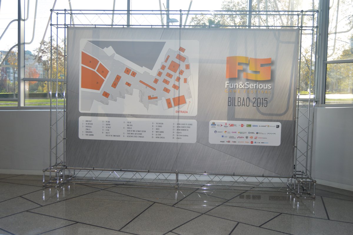 RambootClub's tweet photo. [#Evento]
 Algunas de las fotos del pasado fin de semana en la #EslArenaFS
de @funandserious junto a @RambootCenter https://t.co/uJWDfaE9Cs