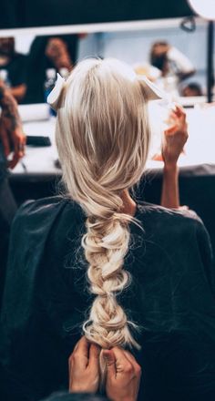 beautyprotect's tweet photo. "Winter Is Coming" #BRAIDS https://t.co/k3hSUVfS6z