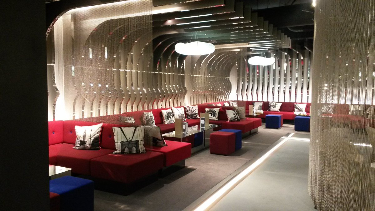 FelicityAtkin's tweet photo. NY-Lon lounge @TheO2Venues #hiddengem https://t.co/xZSU9rirG2