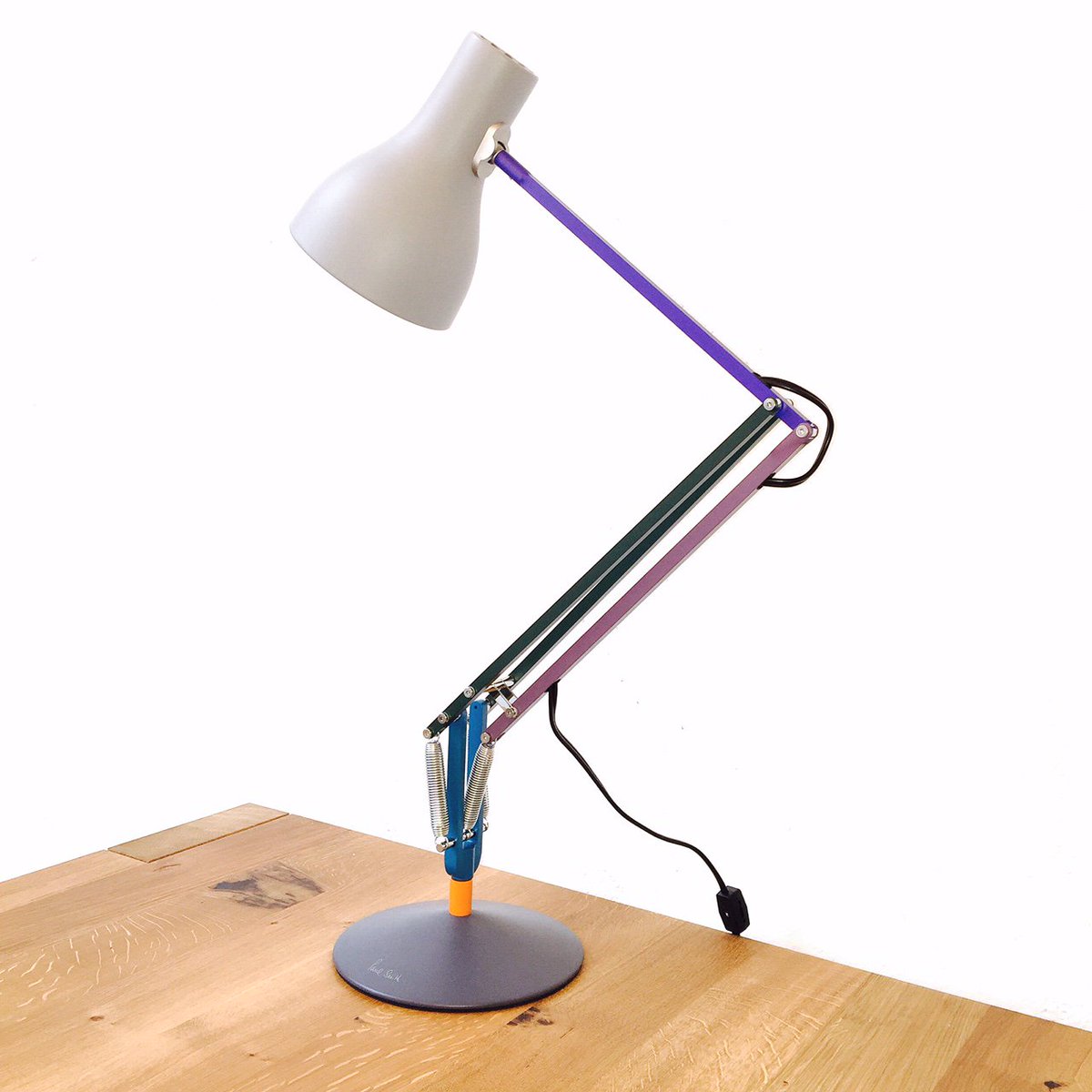KlausNienkamper's tweet image. @anglepoise + @PaulSmithDesign #type75 second edition, now in stock #klausn #lighting