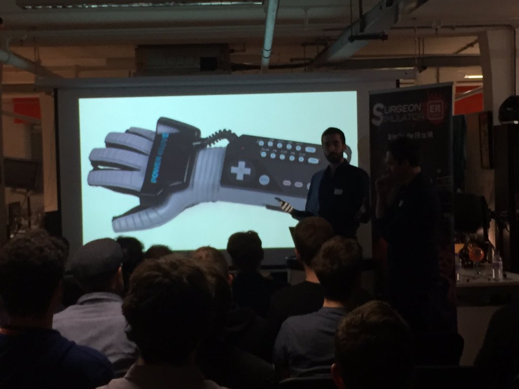 bossagames's tweet photo. Arnaud Baernhoft from Immediately Molotoved is talking about T.R.U.S.T - a horror game for Gear VR #bossaVR https://t.co/Otz6dvnvgv