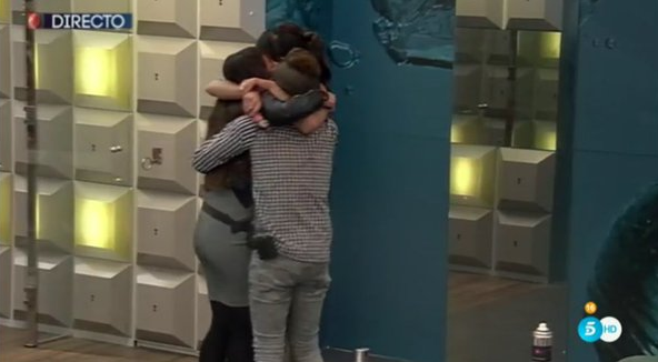 Opinologolo's tweet photo. Soy #Hanista #Sofista #Martista FINALISTAS #sofistas #hanistas #Limite8GH16 #GHDirecto #MartaLaTrabadaEsLaMasAmada 💕 https://t.co/5hUGoiUTkz