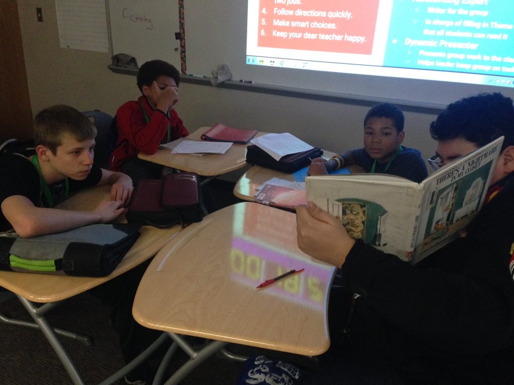 amvanderwall's tweet photo. Great readers enjoy all types of books! #learningtheme #groupworkrocks #wearewayne https://t.co/UJxE3s086R