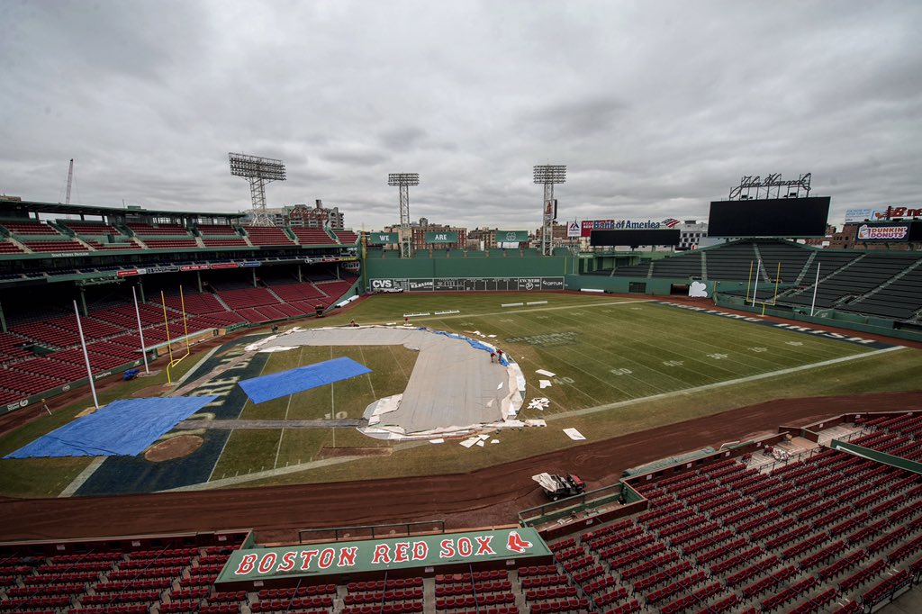 fenwaypark's tweet photo. Looking more and more like #FenwayPark! https://t.co/M2GfLEp5Tu